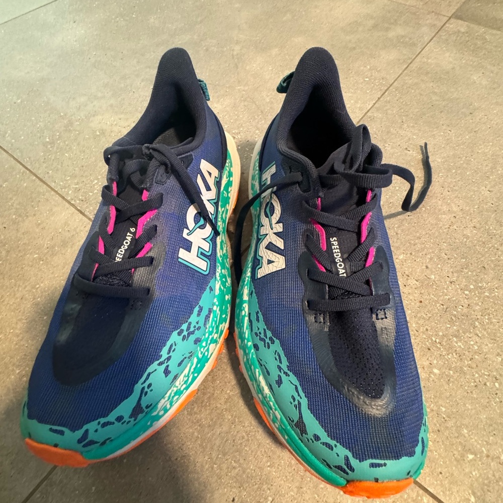 HOKA Speedgoat 6